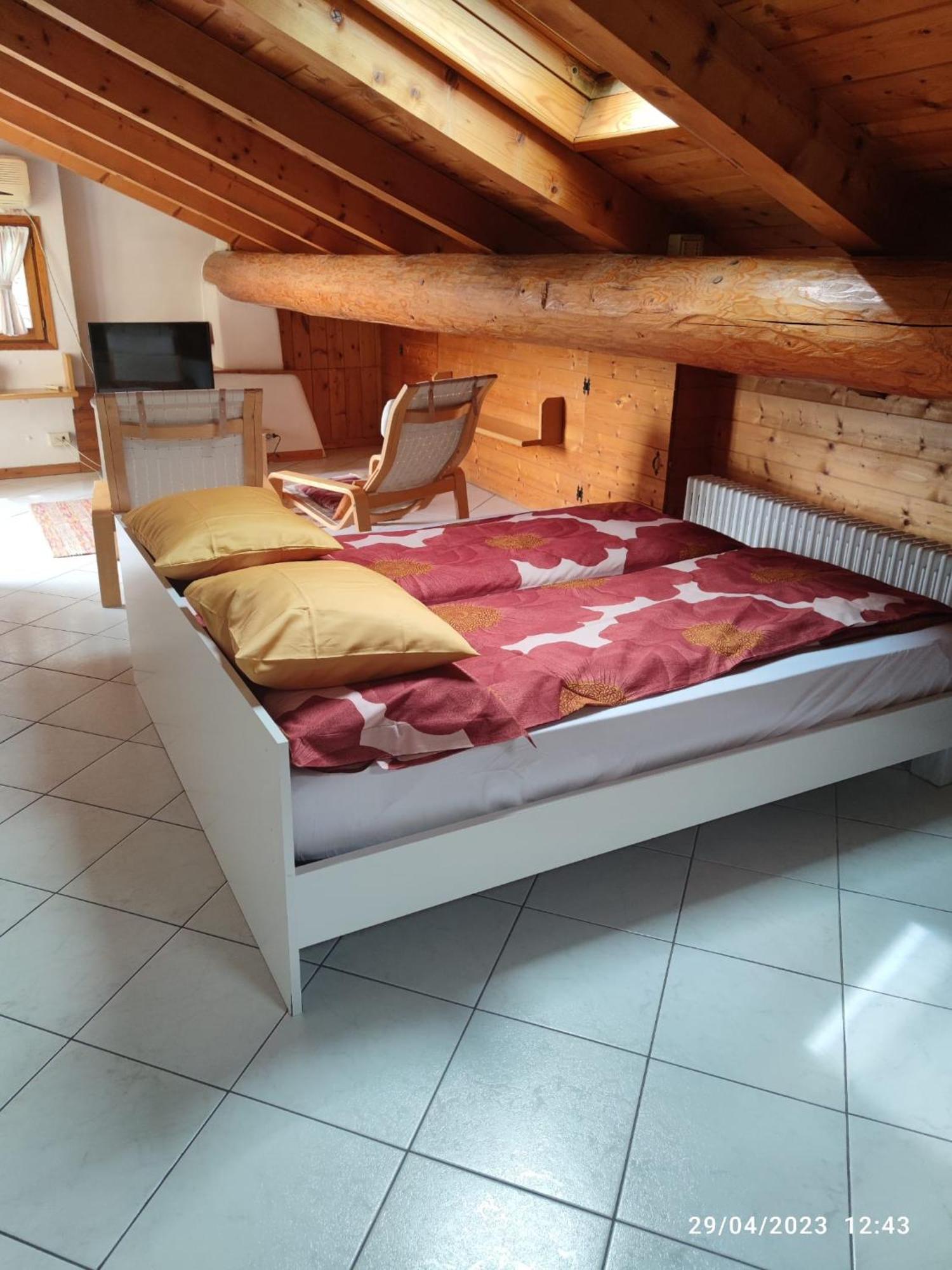 Casa Di Lena Appartement Gravedona Buitenkant foto